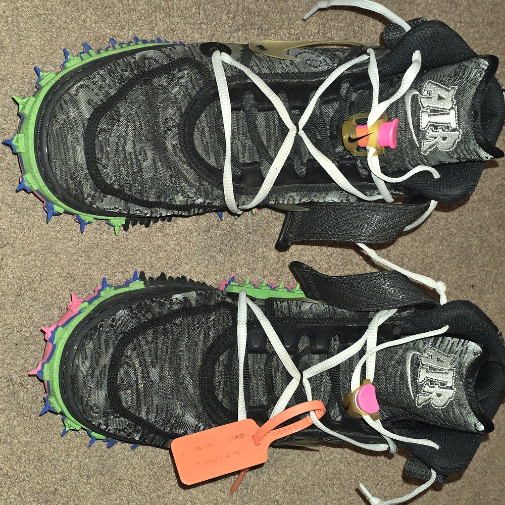 Nike Air Force 1 Mid x Off-White
Black